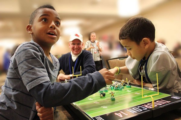 NFL Electric Football Game